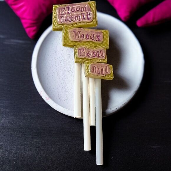 4 Pottery Garden Plant Marker Stakes SML Pottery Susan Levine Cottage Herbs - Picture 15 of 16